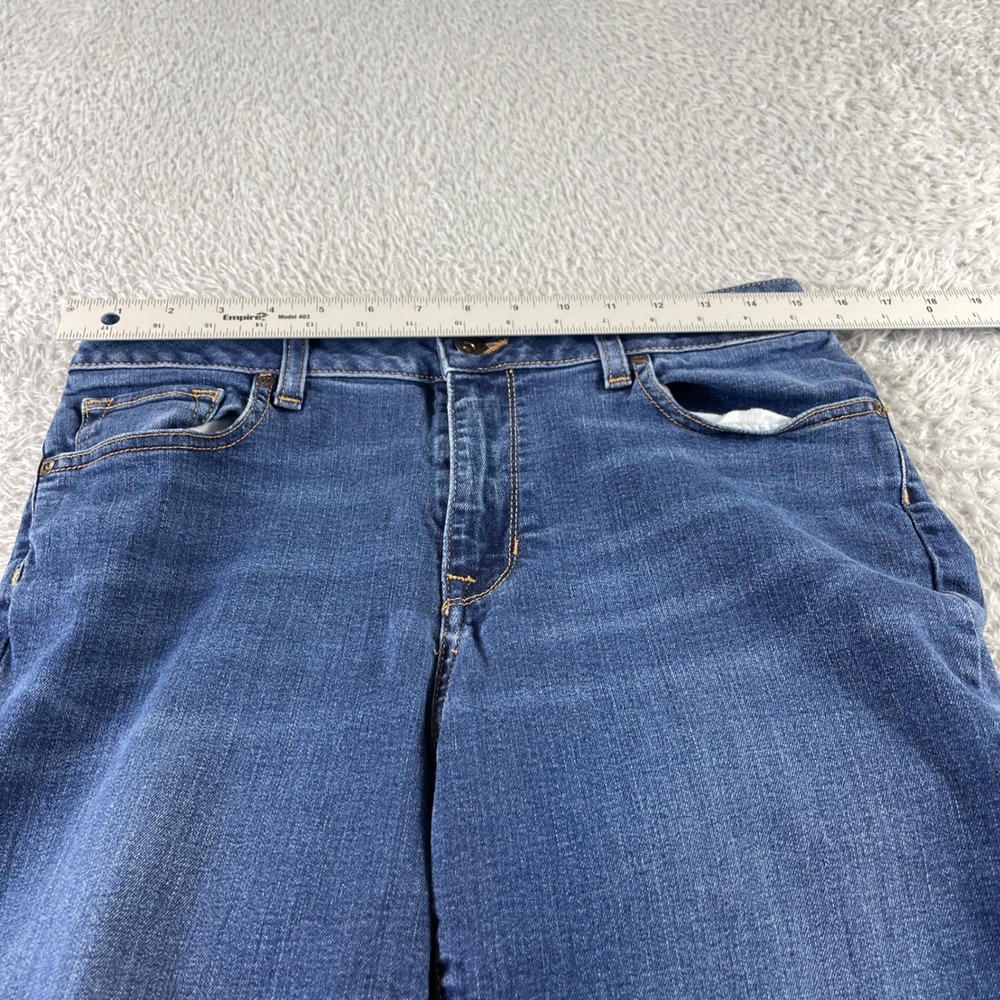 LLBean Classic Fit Women Jeans Size 10 Petite Blue Denim Straight Leg - Picture 3 of 8